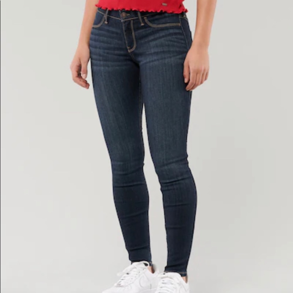 🆕NWT!! Hollister Low-Rise •Jegging•, color: DARK, size 1 reg, w25, L28